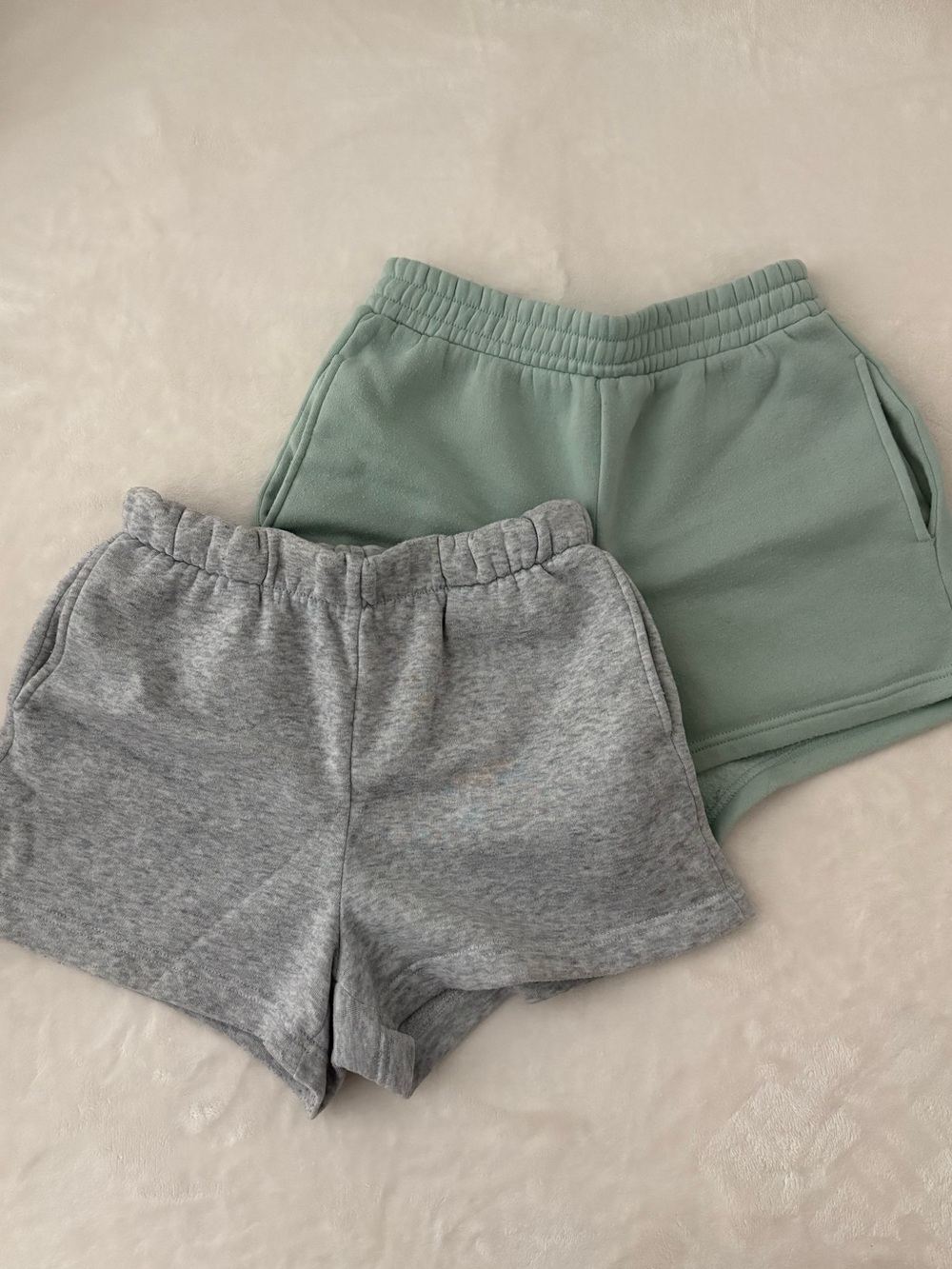 Lounge Sweat Shorts Set of 2 - Grey and Green